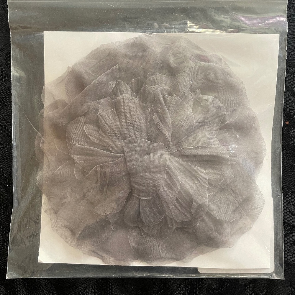 Norma Kamali MIB Flower Power Brooch Grey